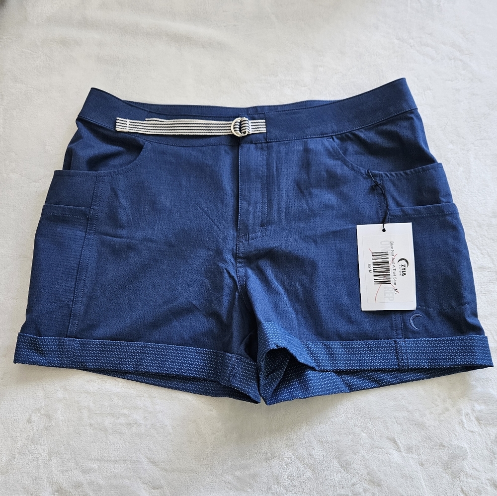 NWT Zyia Not Just A Trail Short Blue Pockets Belt